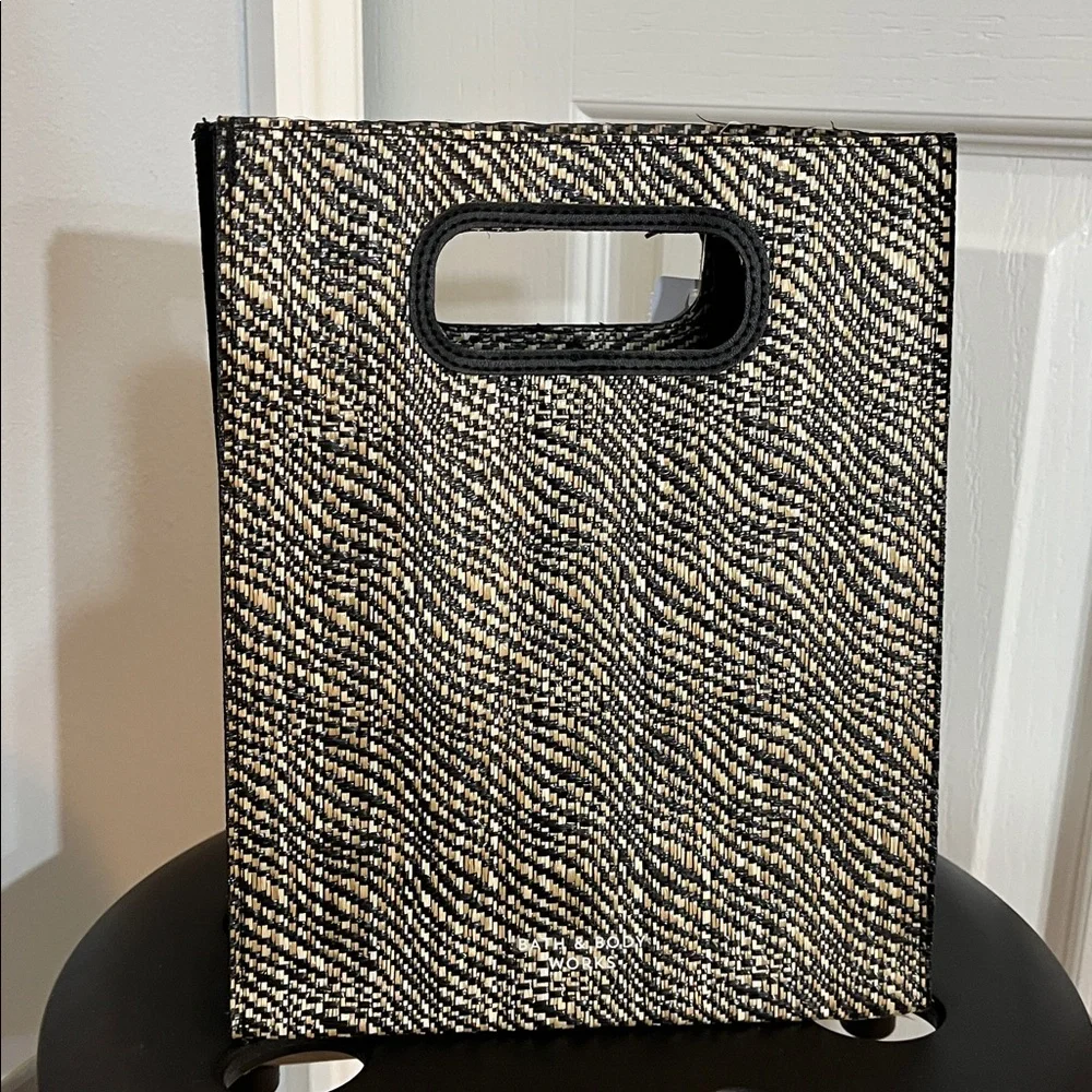 NEW Black & Tan Woven Gift Bag from Bath & Body Works